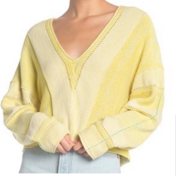 S 🔖 FREE PEOPLE Lemonade Stand Sweater Yellow V-neck - Picture 9 of 9